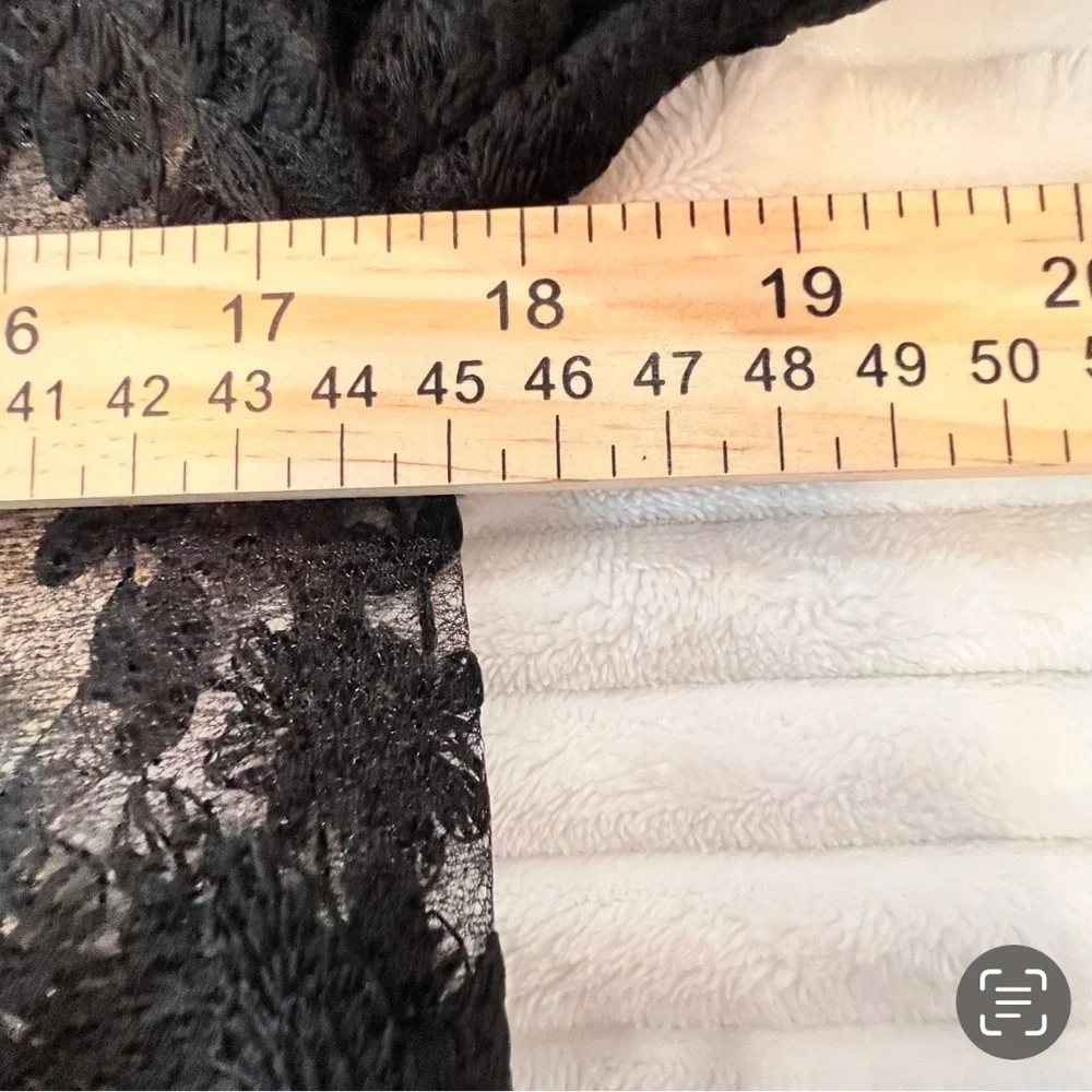 # A078   N by Nancy Black Vintage Sheer Lace Top, Oversized bow, NWOT  M - Picture 8 of 10